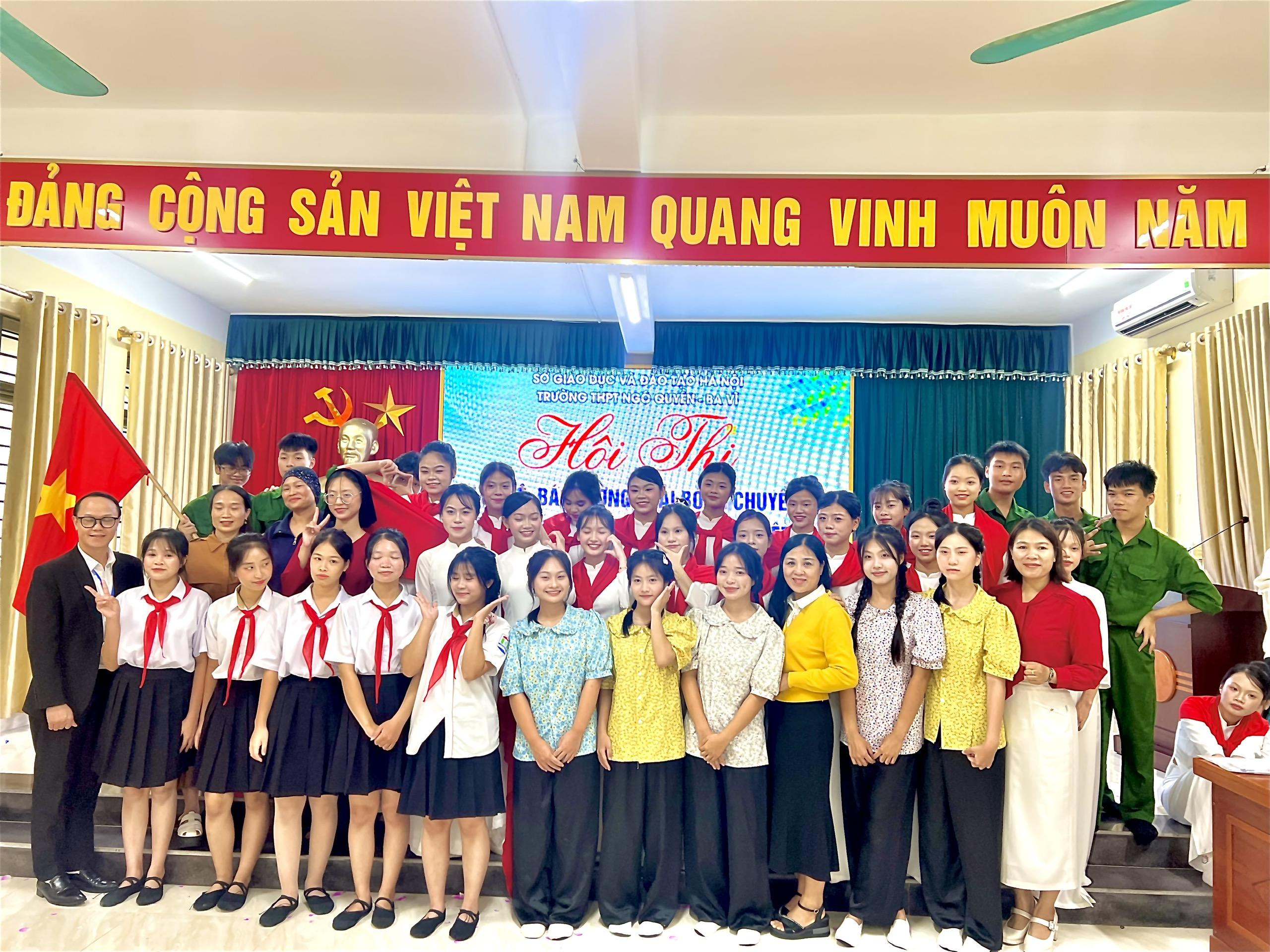 HỘI THI DIỄN VĂN NGHỆ CHÀO MỪNG 43 NĂM NGÀY NHÀ GIÁO VIỆT NAM