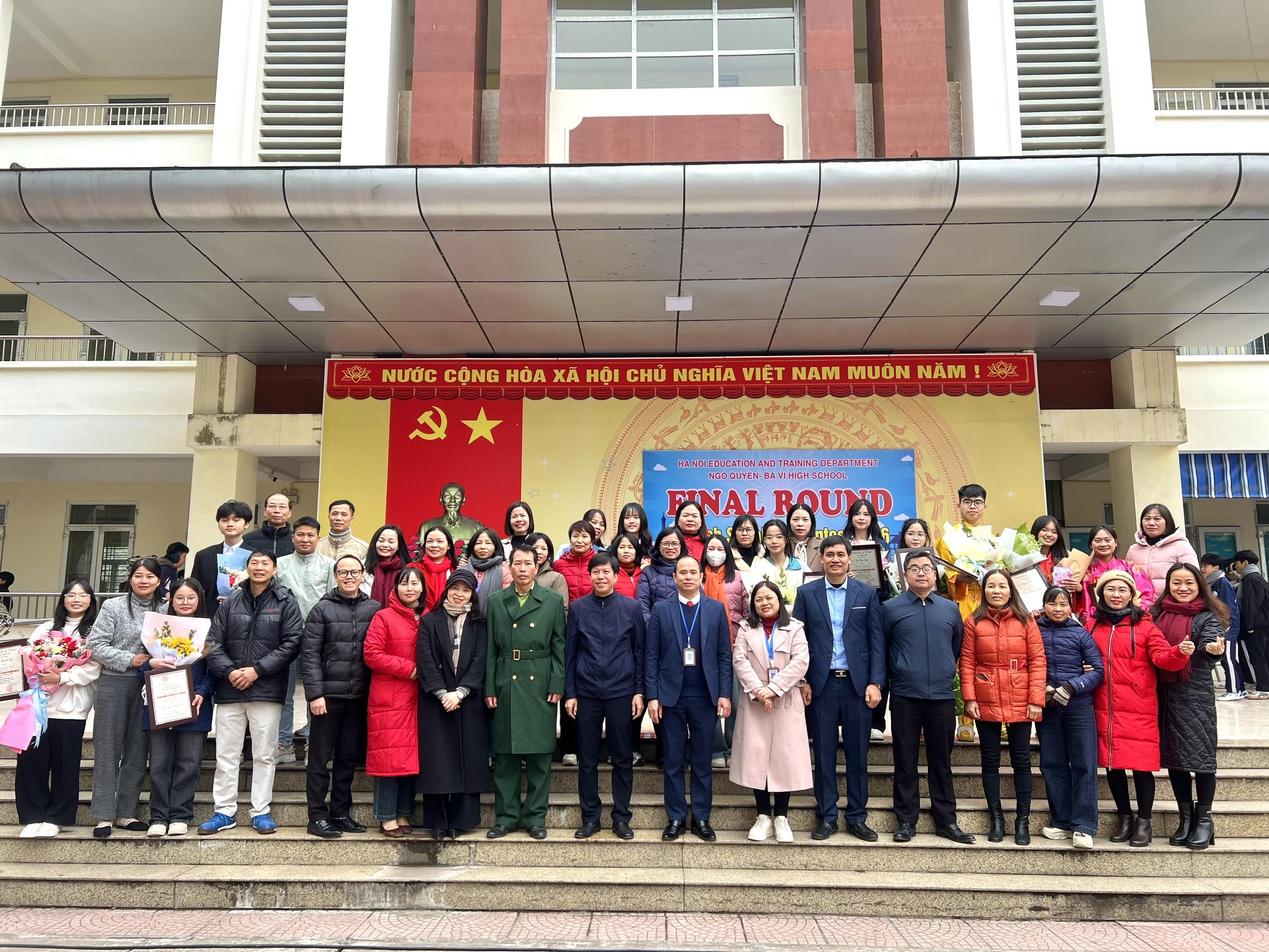  CUỘC THI HÙNG BIỆN TIẾNG ANH CẤP TRƯỜNG NĂM HỌC 2025-2026 - NƠI TÀI NĂNG VÀ TƯ DUY TỎA SÁNG